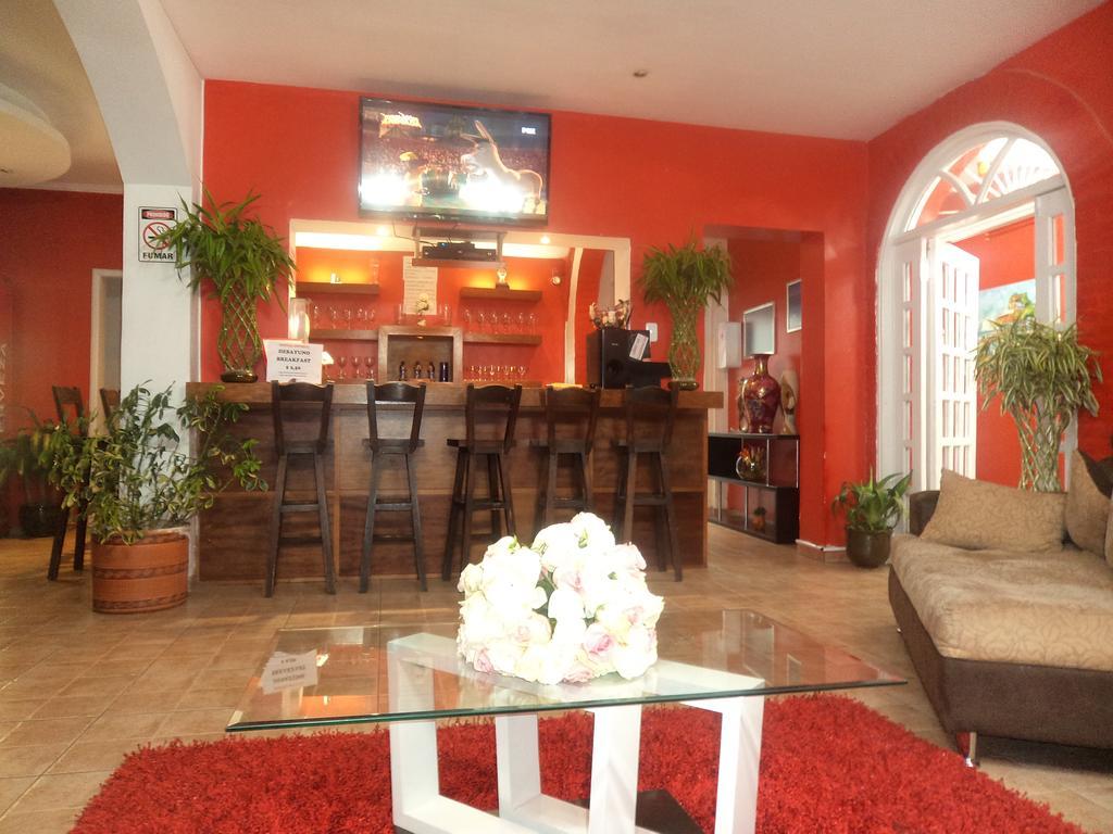 Hostal Imperial Кито Екстериор снимка
