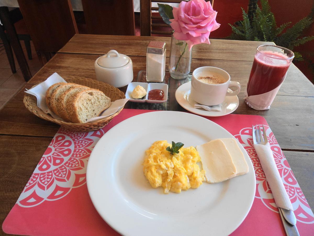 Hostal Imperial Кито Екстериор снимка