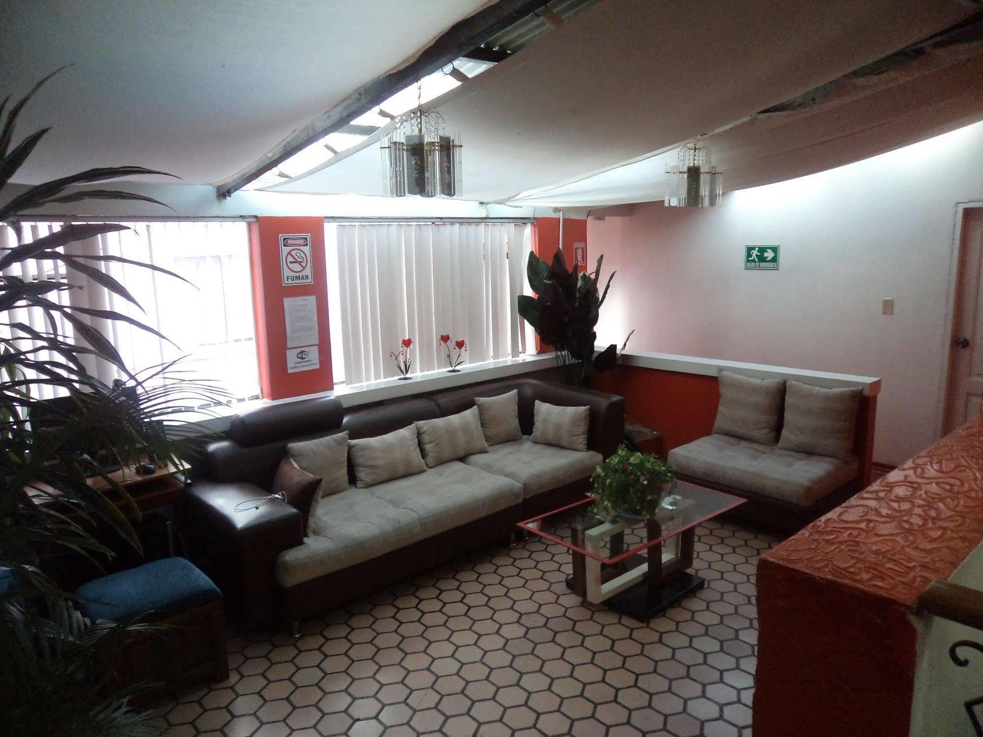 Hostal Imperial Кито Екстериор снимка