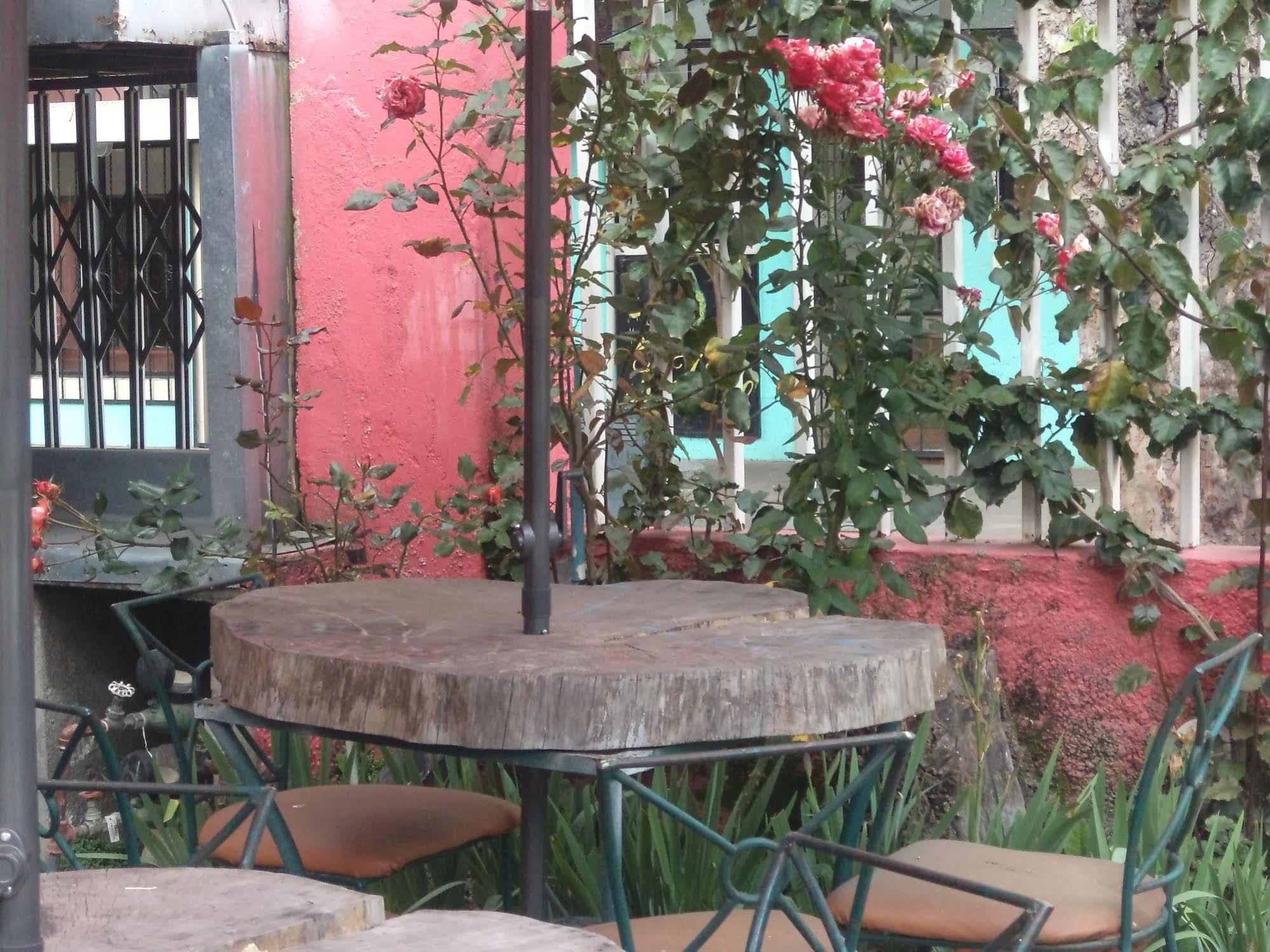 Hostal Imperial Кито Екстериор снимка
