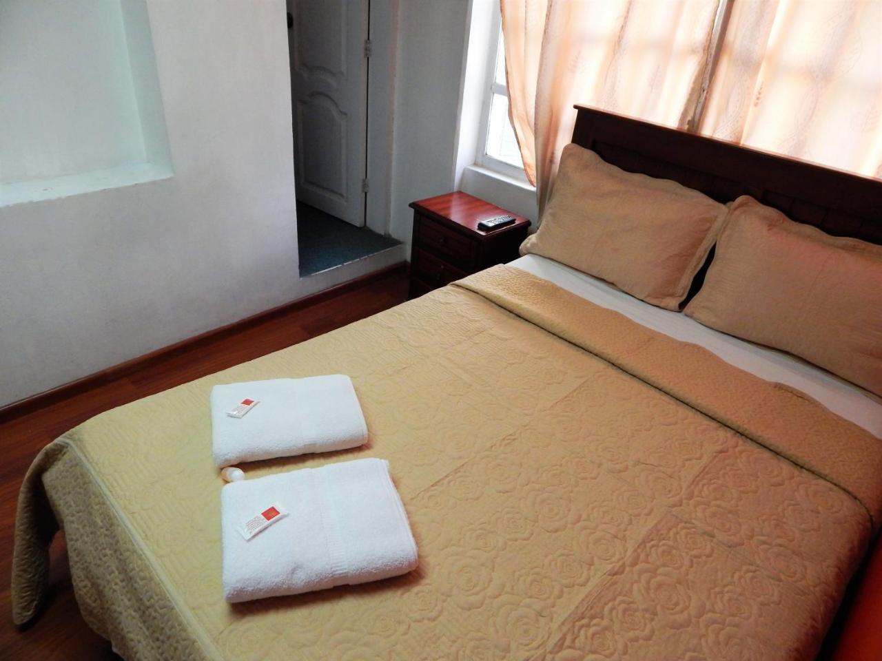 Hostal Imperial Кито Екстериор снимка