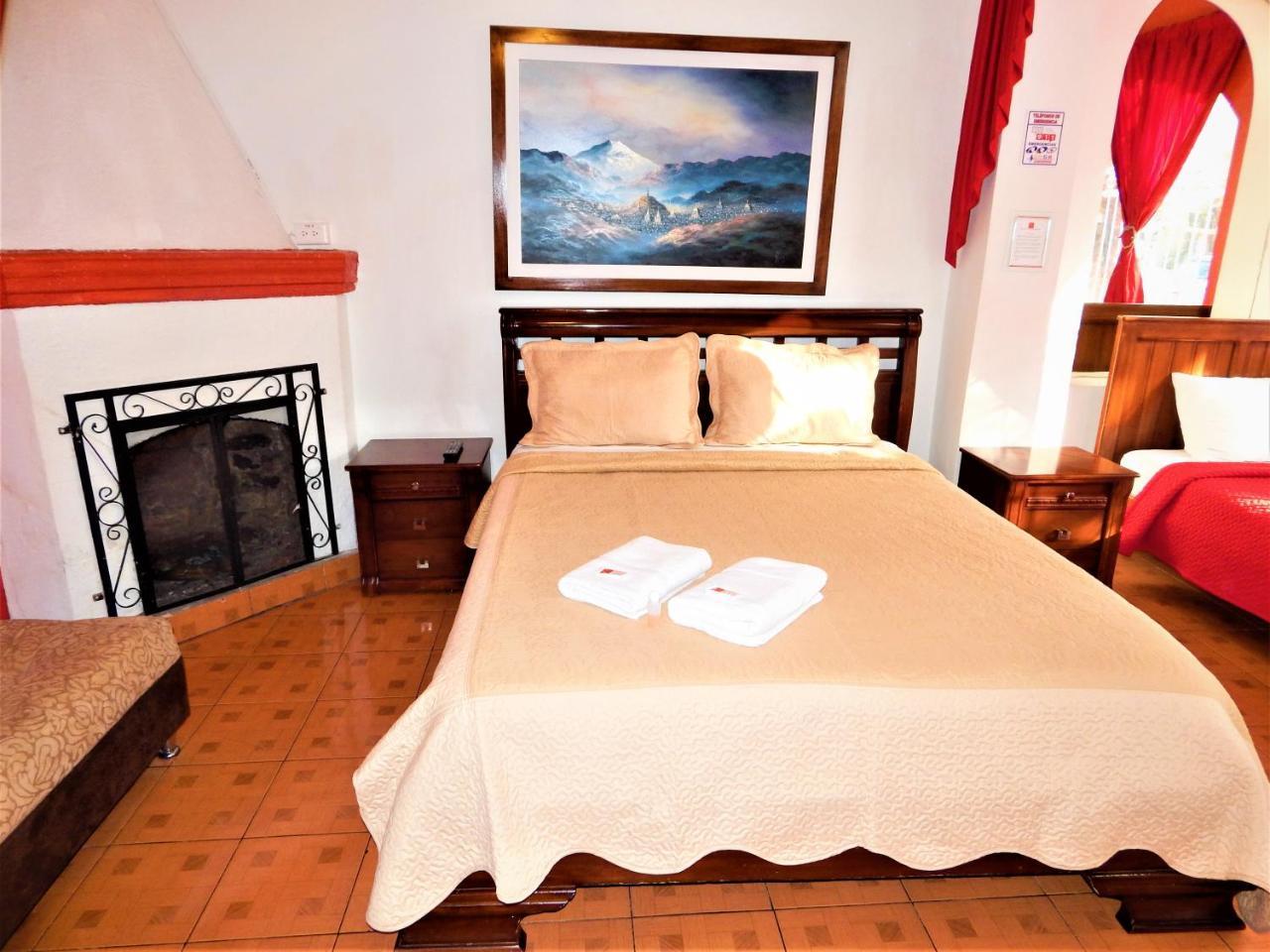 Hostal Imperial Кито Екстериор снимка