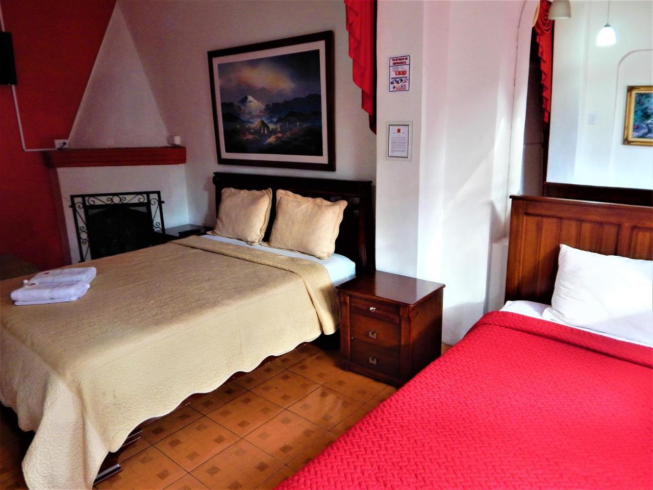 Hostal Imperial Кито Екстериор снимка