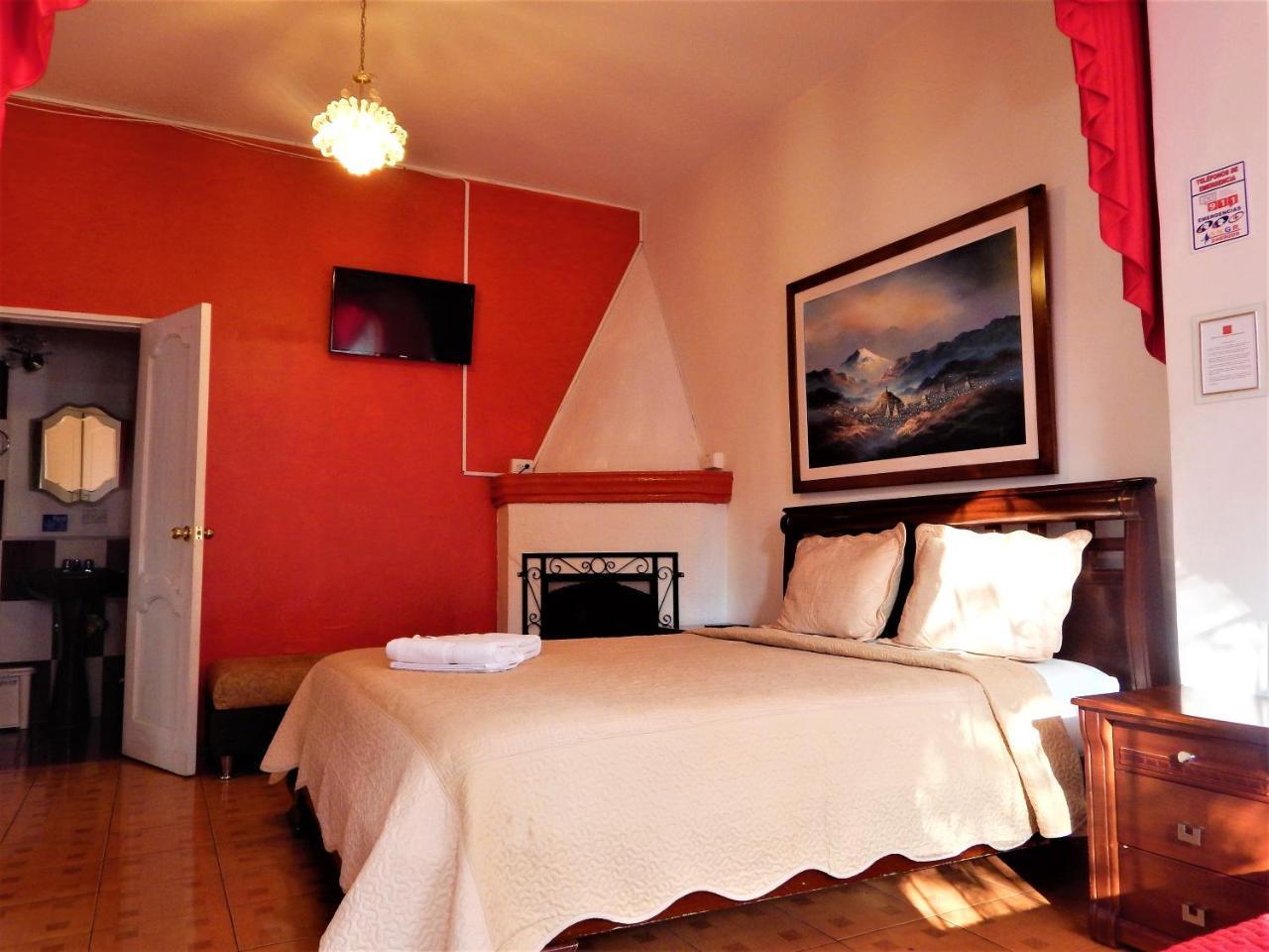Hostal Imperial Кито Екстериор снимка