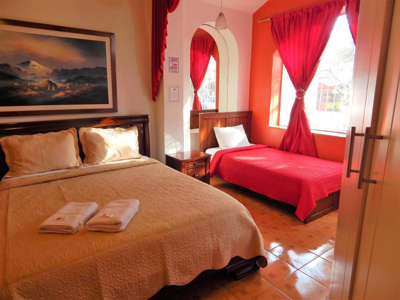 Hostal Imperial Кито Екстериор снимка