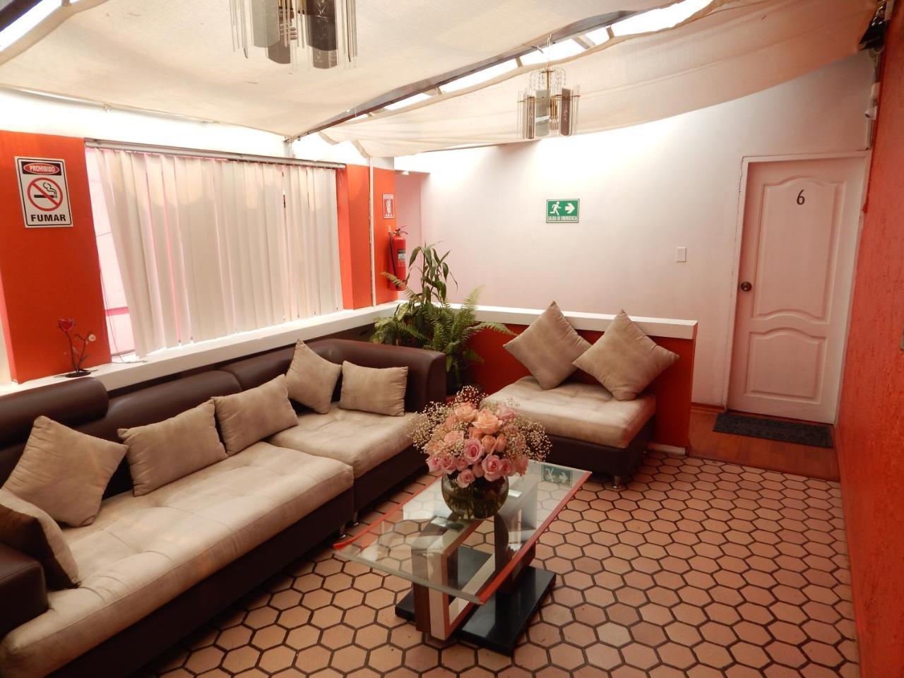 Hostal Imperial Кито Екстериор снимка