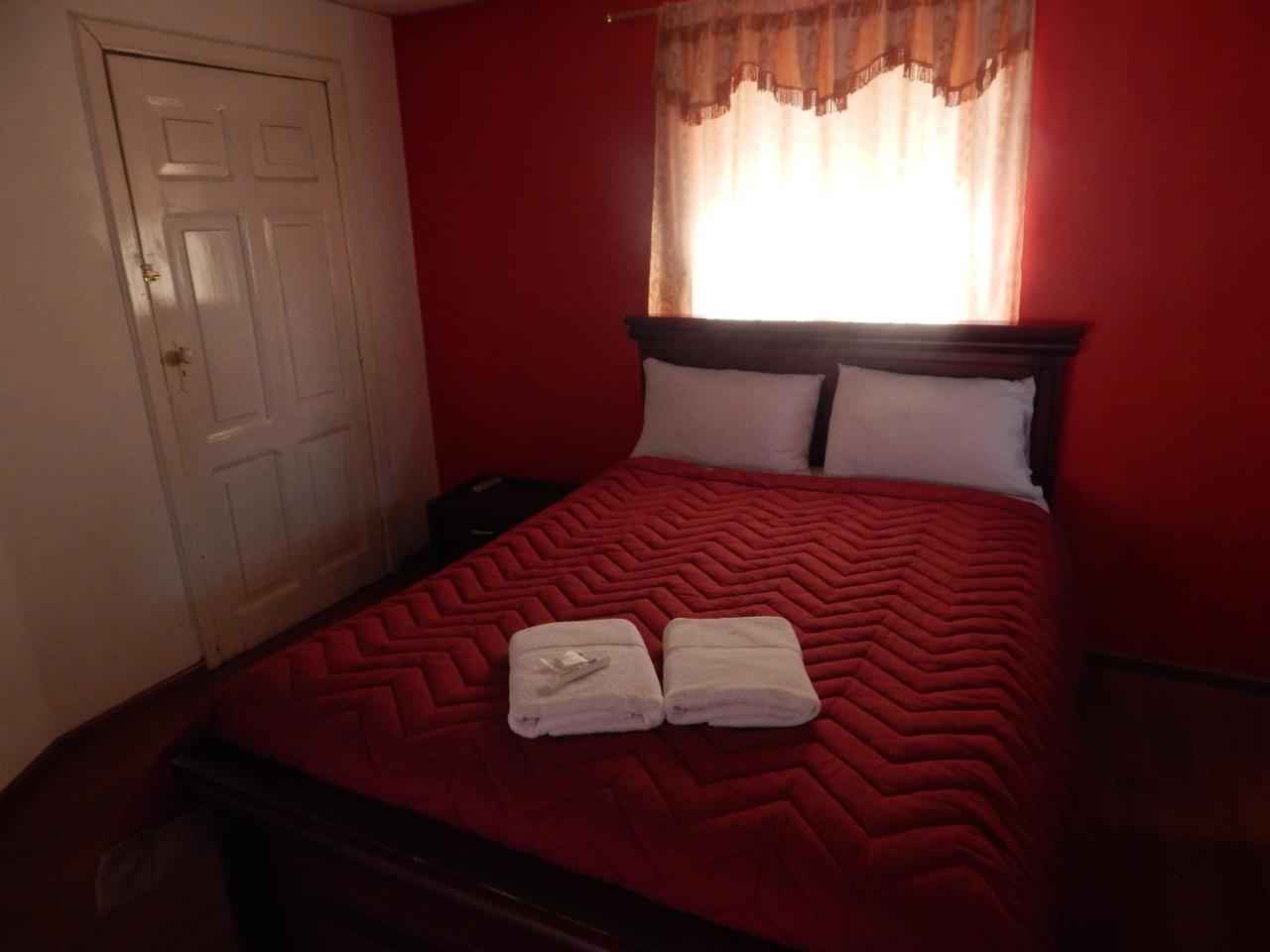 Hostal Imperial Кито Екстериор снимка