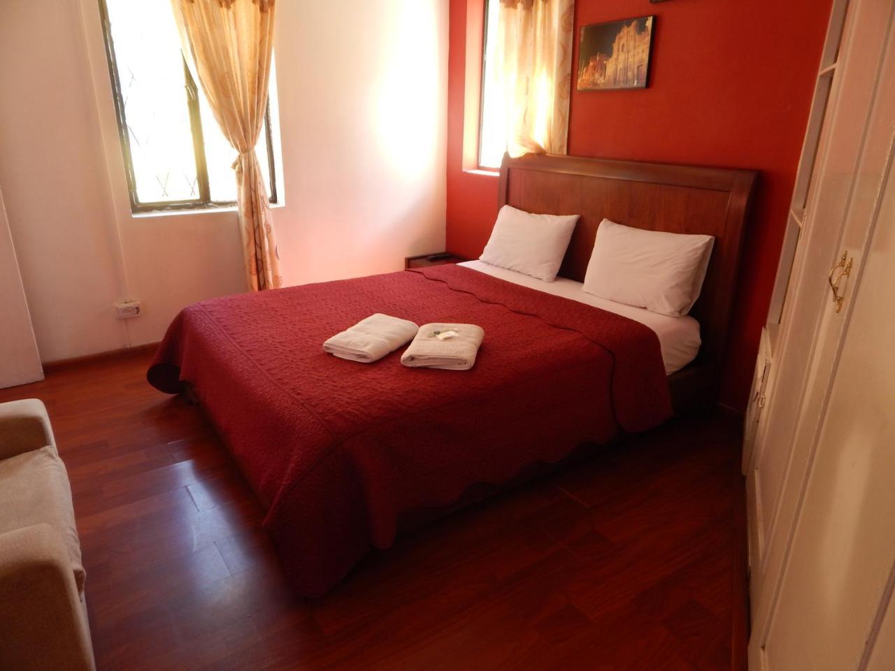 Hostal Imperial Кито Екстериор снимка